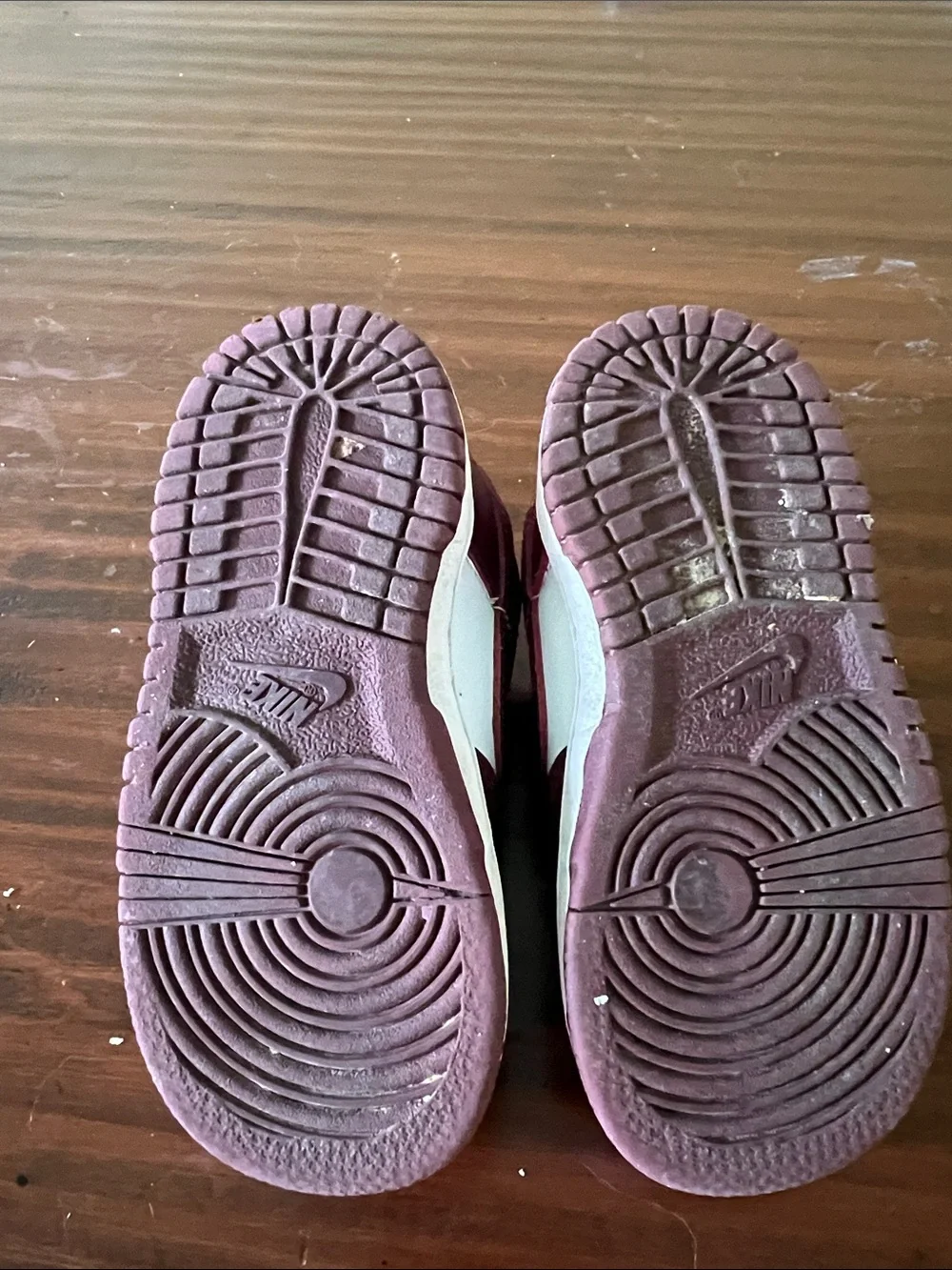 Nike Kids Maroon and White Low-Top Sneakers